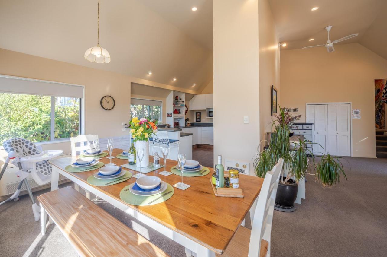 Rose On The Bay - Akaroa Holiday Home Exterior foto