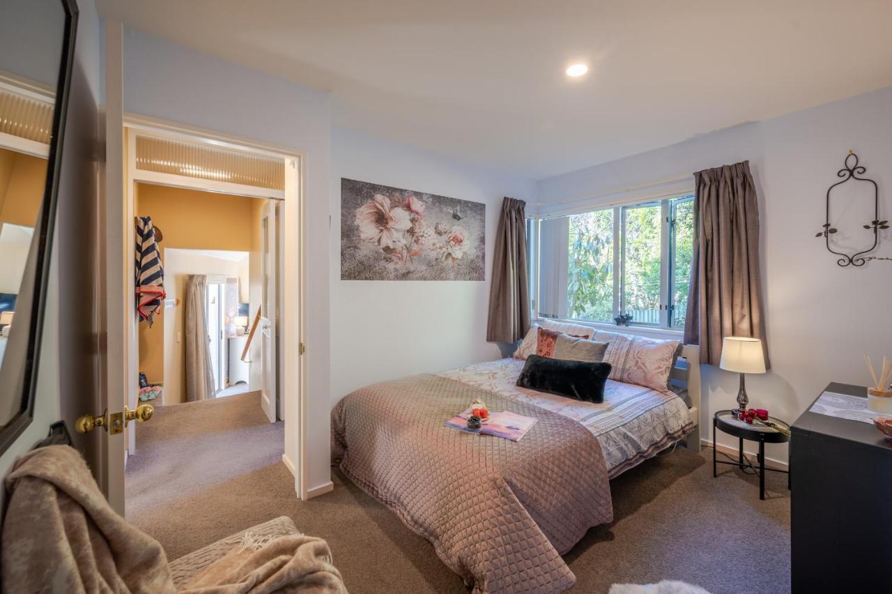 Rose On The Bay - Akaroa Holiday Home Exterior foto